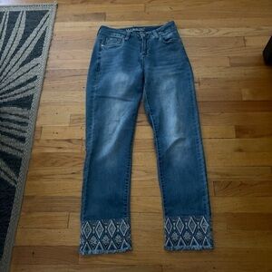 Massini Embroidered Cuff Ankle Jeans Size 6